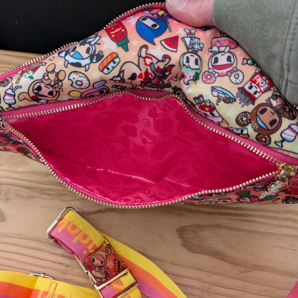 Adorable Toki Doki Crossbody Hip Pack - Picture 4 of 4